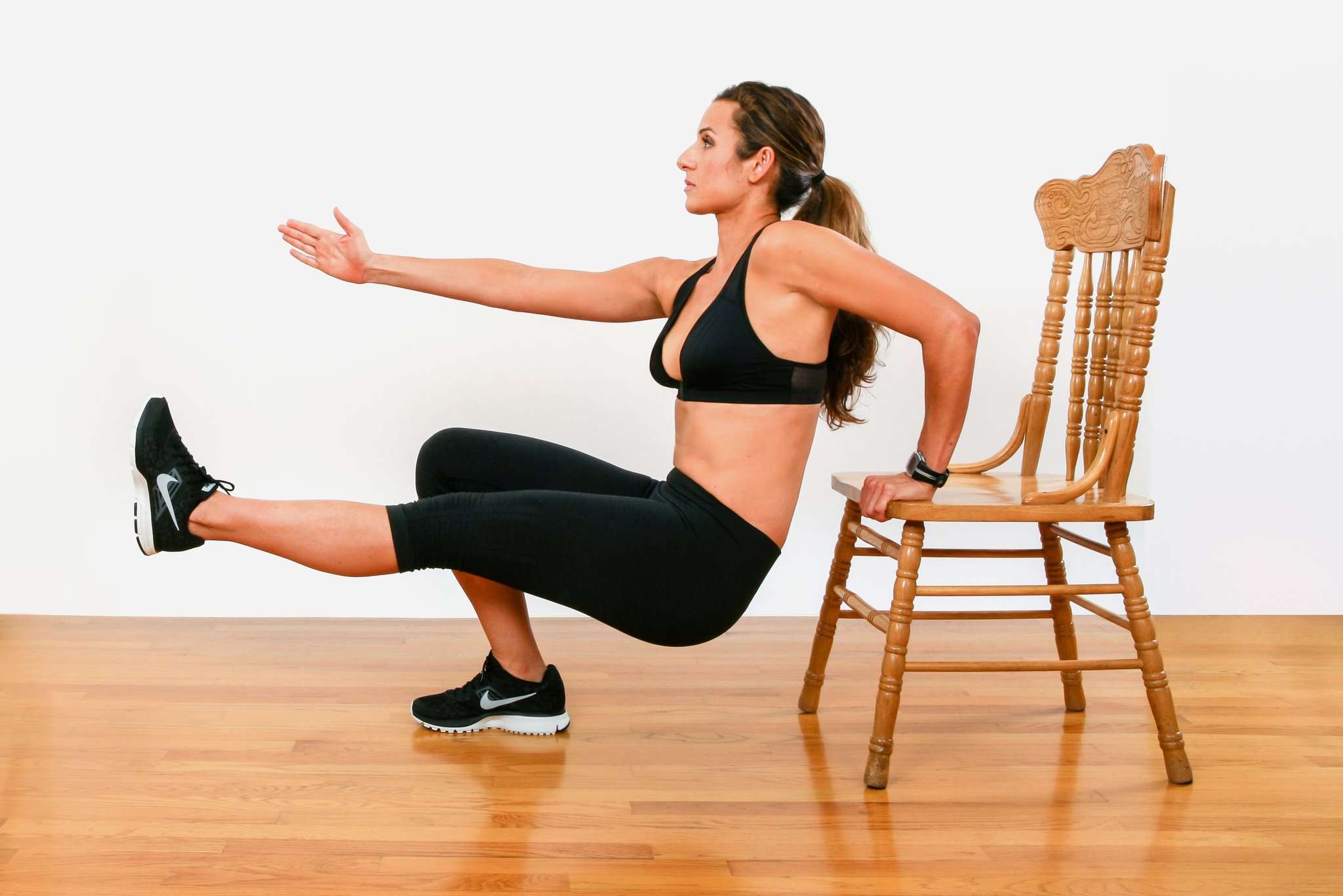 exercise-three-one-armed-tricep-dips